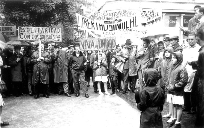 Concentración en Bruselas en solidaridad con las Huelgas de 1962. [Archivo Fundación 1º de Mayo]